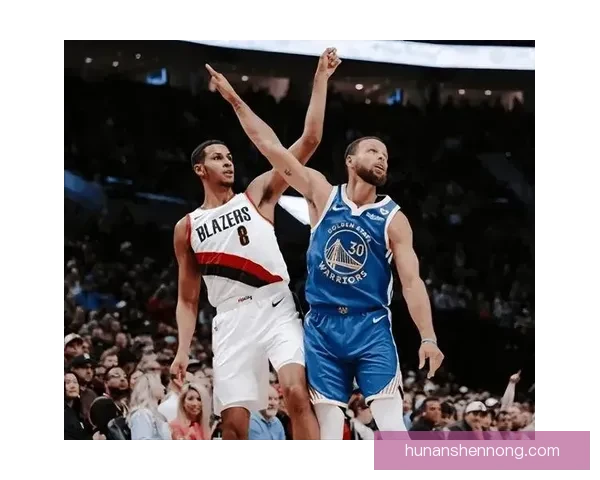 勇士对决开拓者攻防博弈揭示西部格局新走向季后赛竞争态势全面升温